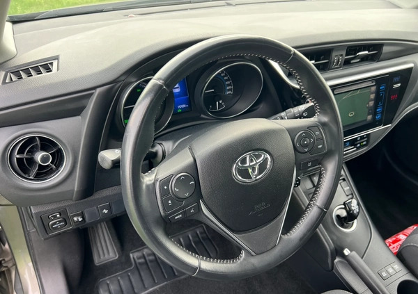 Toyota Auris cena 62000 przebieg: 156000, rok produkcji 2016 z Warszawa małe 436